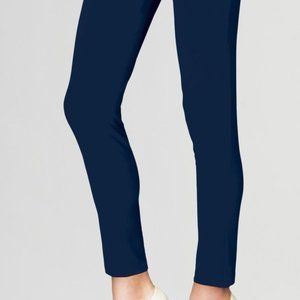 Signature Slim Leggings